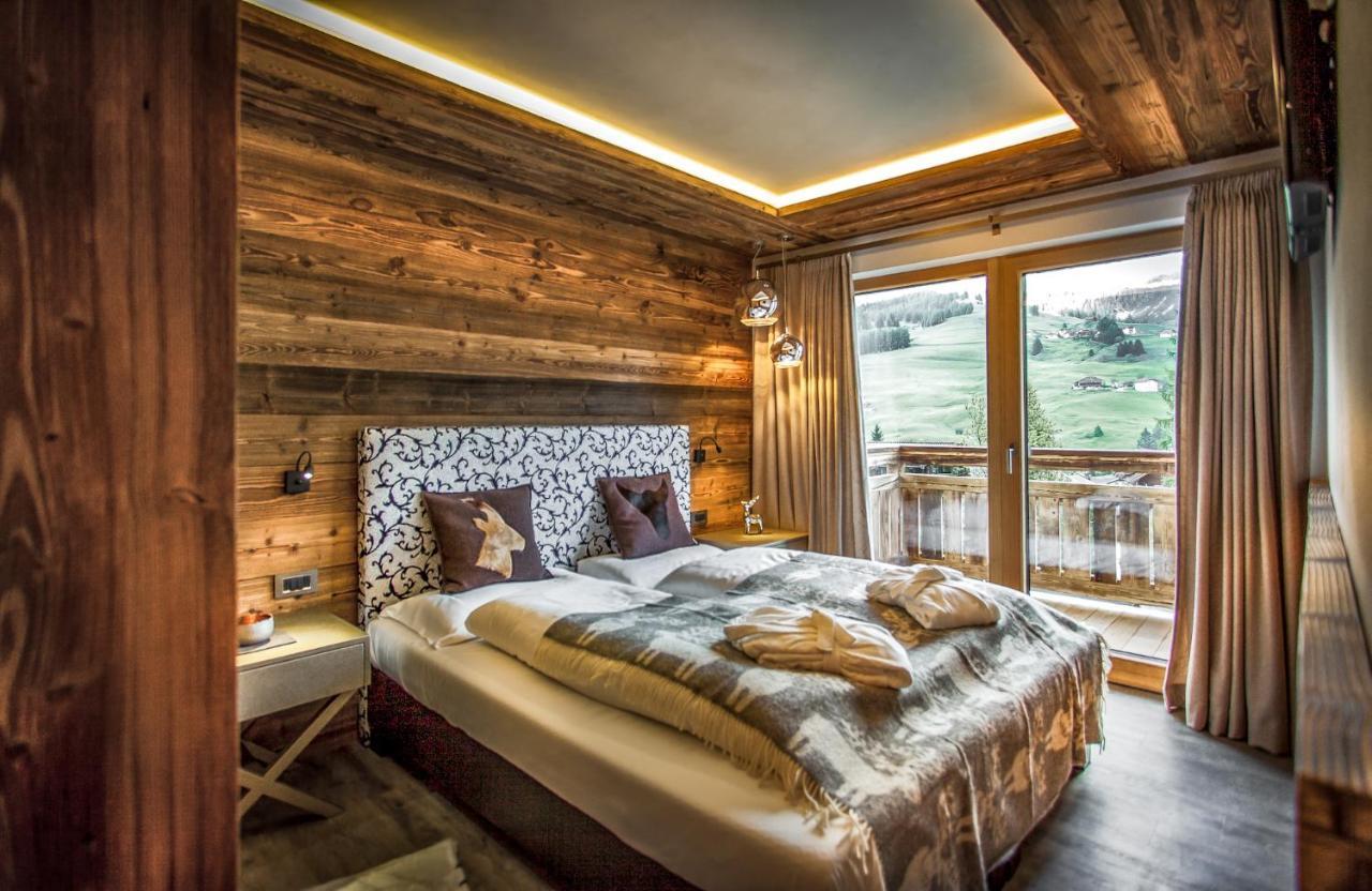 Chalet Stefan - Apartments La Villa  Kültér fotó