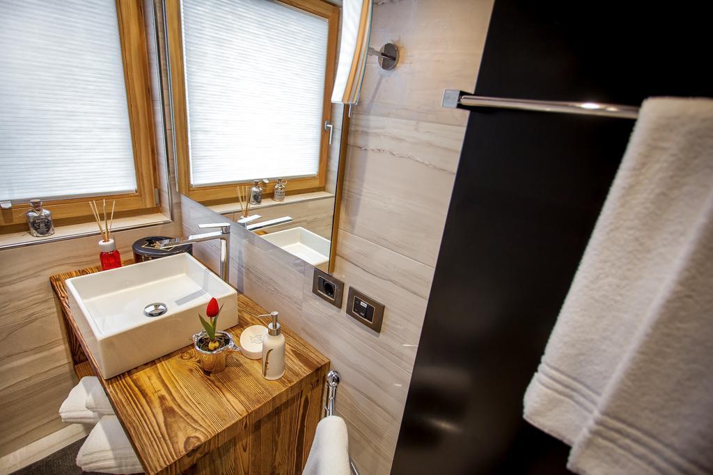 Chalet Stefan - Apartments La Villa  Szoba fotó