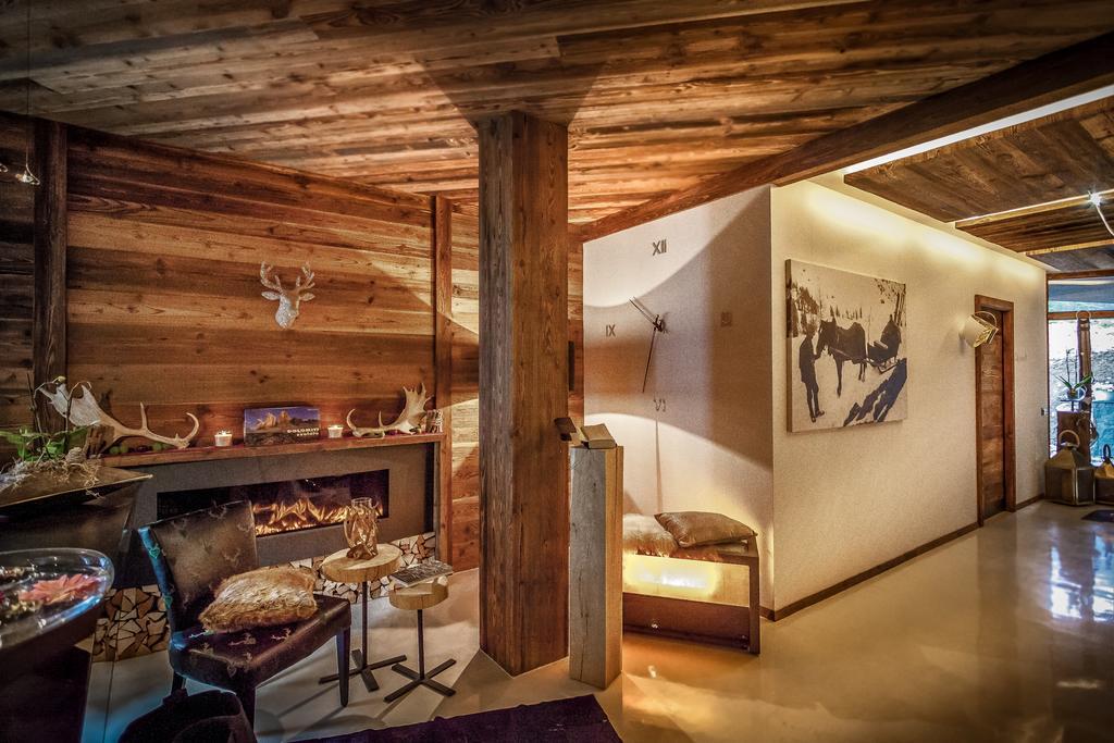 Chalet Stefan - Apartments La Villa  Szoba fotó