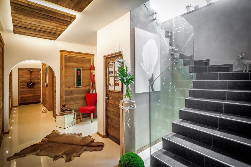 Chalet Stefan - Apartments La Villa  Szoba fotó