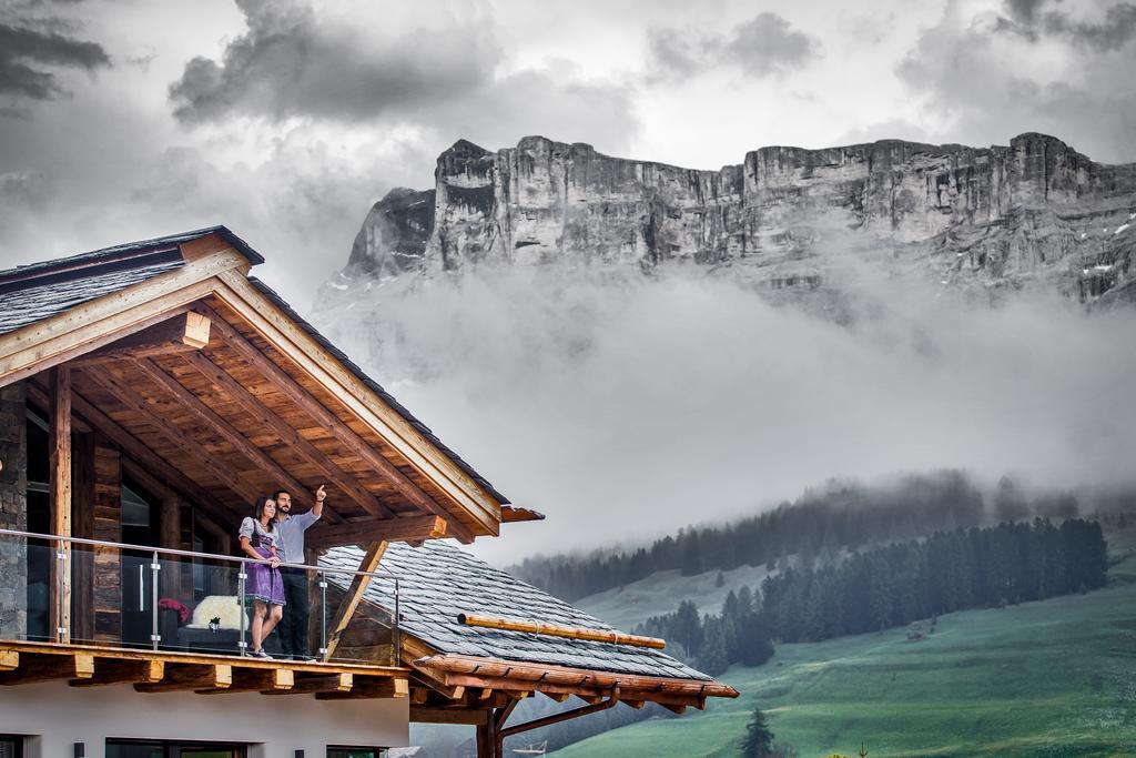 Chalet Stefan - Apartments La Villa  Kültér fotó