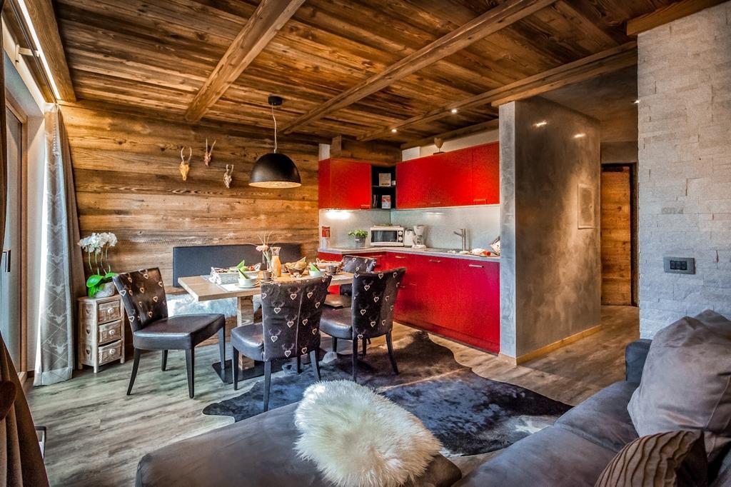Chalet Stefan - Apartments La Villa  Kültér fotó