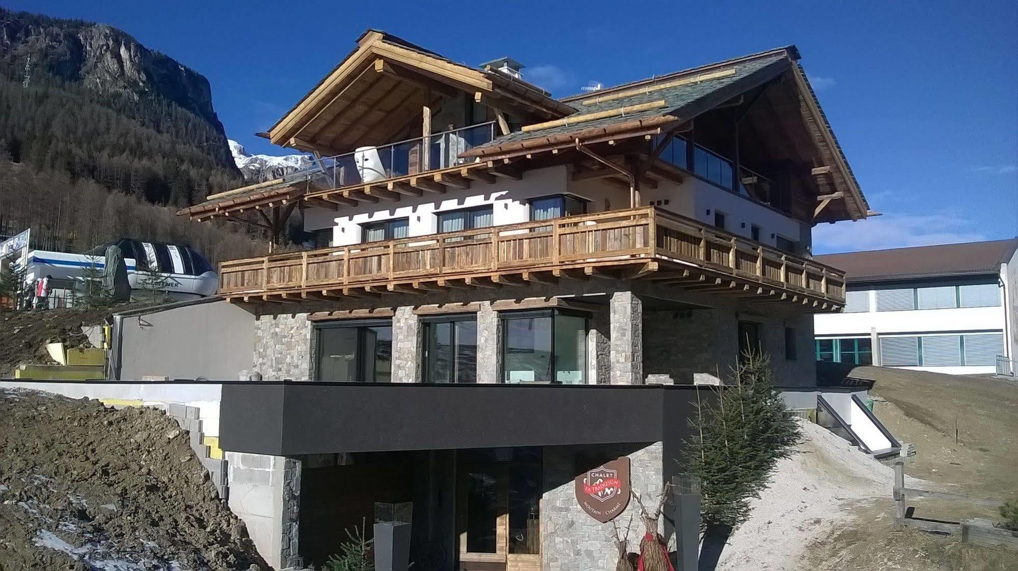 Chalet Stefan - Apartments La Villa  Kültér fotó