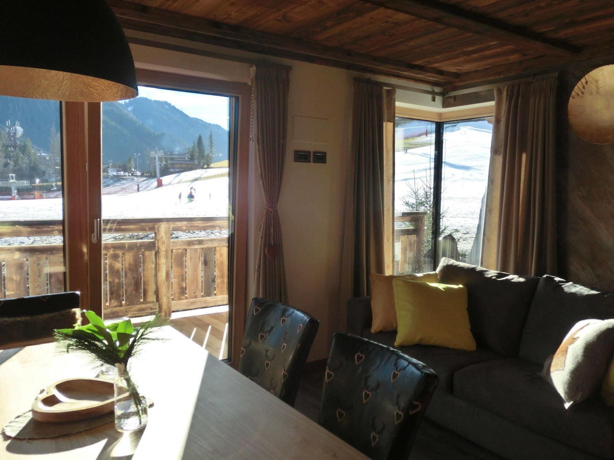 Chalet Stefan - Apartments La Villa  Kültér fotó