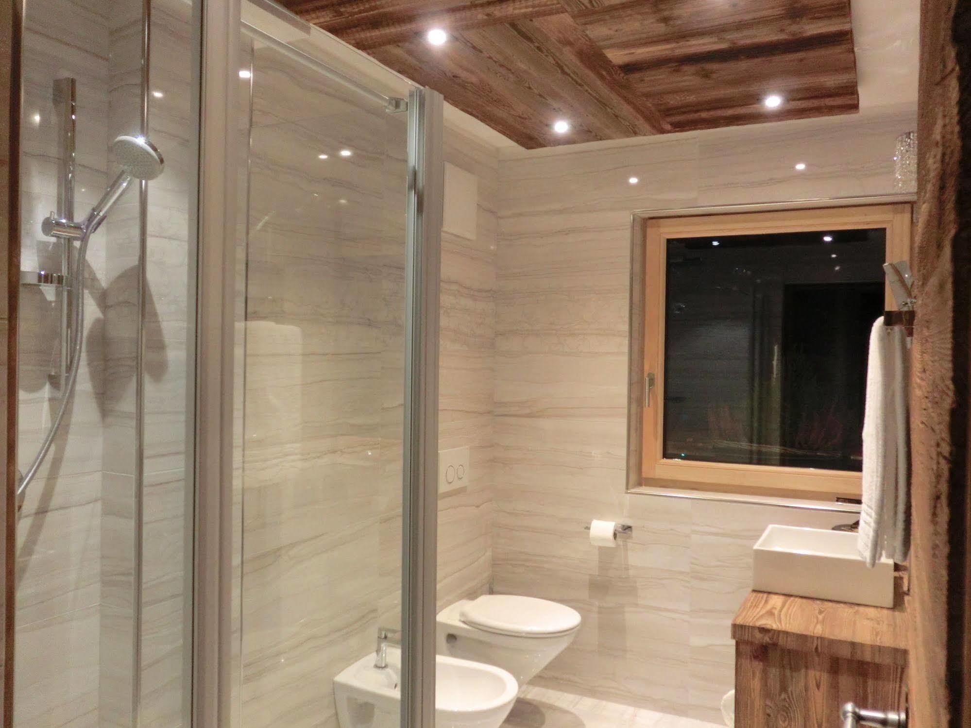 Chalet Stefan - Apartments La Villa  Kültér fotó